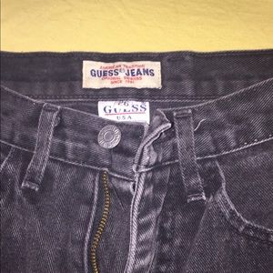 GUESS JEANS